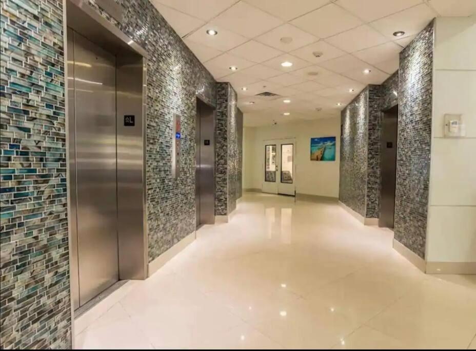 Sunny Isles Beach Spacious Apartment Екстериор снимка
