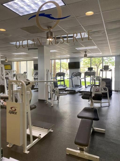 Sunny Isles Beach Spacious Apartment Екстериор снимка