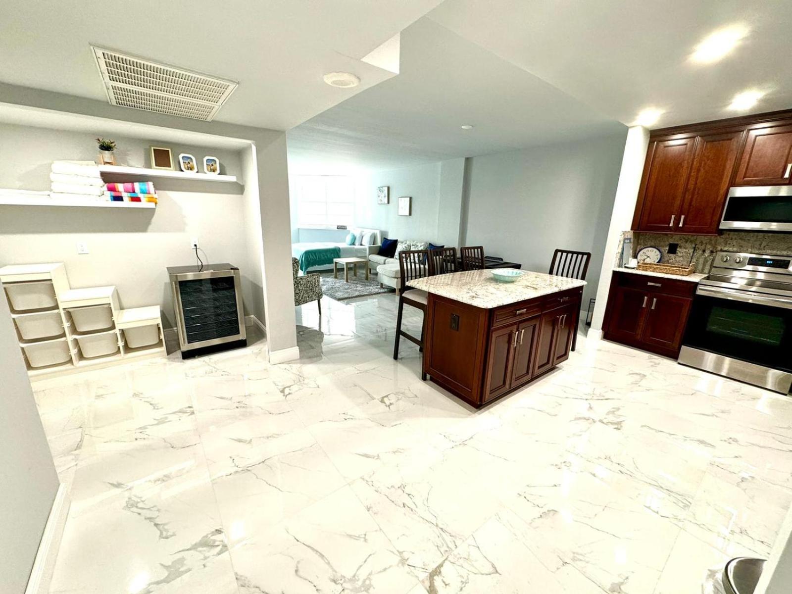 Sunny Isles Beach Spacious Apartment Екстериор снимка