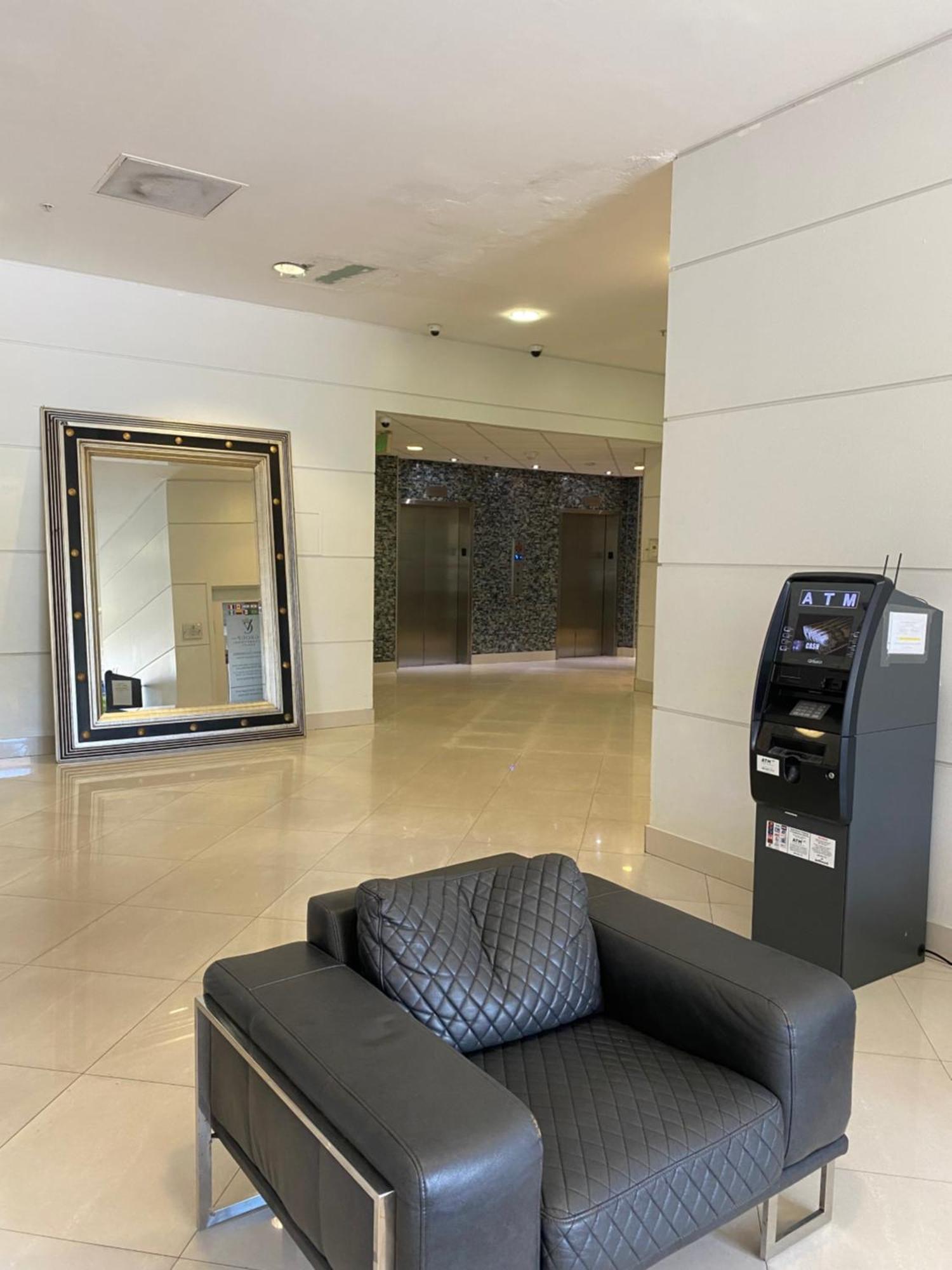 Sunny Isles Beach Spacious Apartment Екстериор снимка